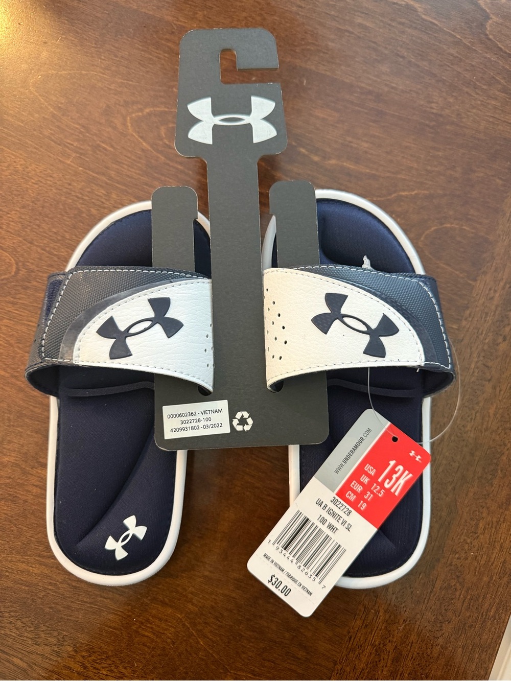 Under Armour Navy and White Kids Slides Size 13k